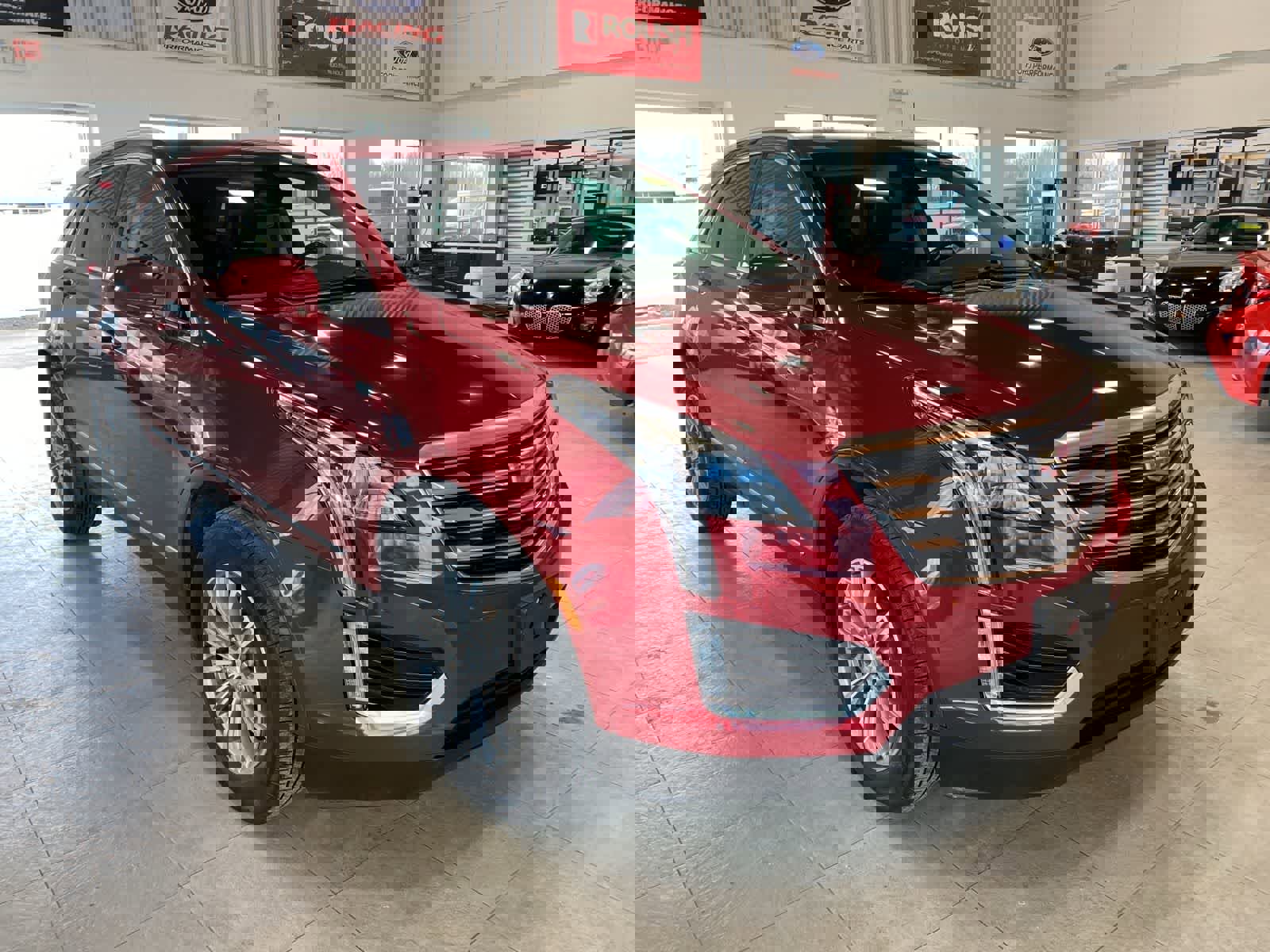 Used 2019 Cadillac XT5 Luxury w/ Advanced Security Package image 7