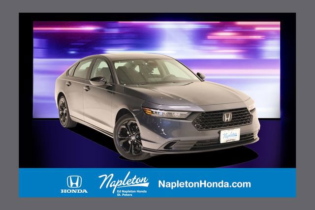 Used 2025 Honda Accord SE image 1