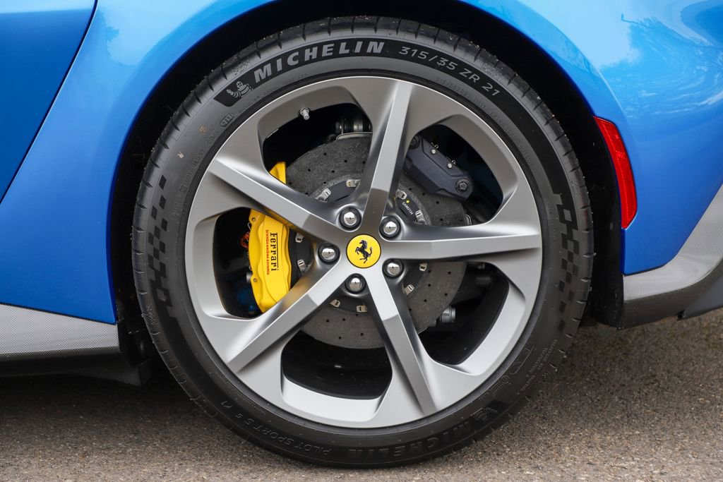 Certified 2025 Ferrari 12Cilindri RWD image 64