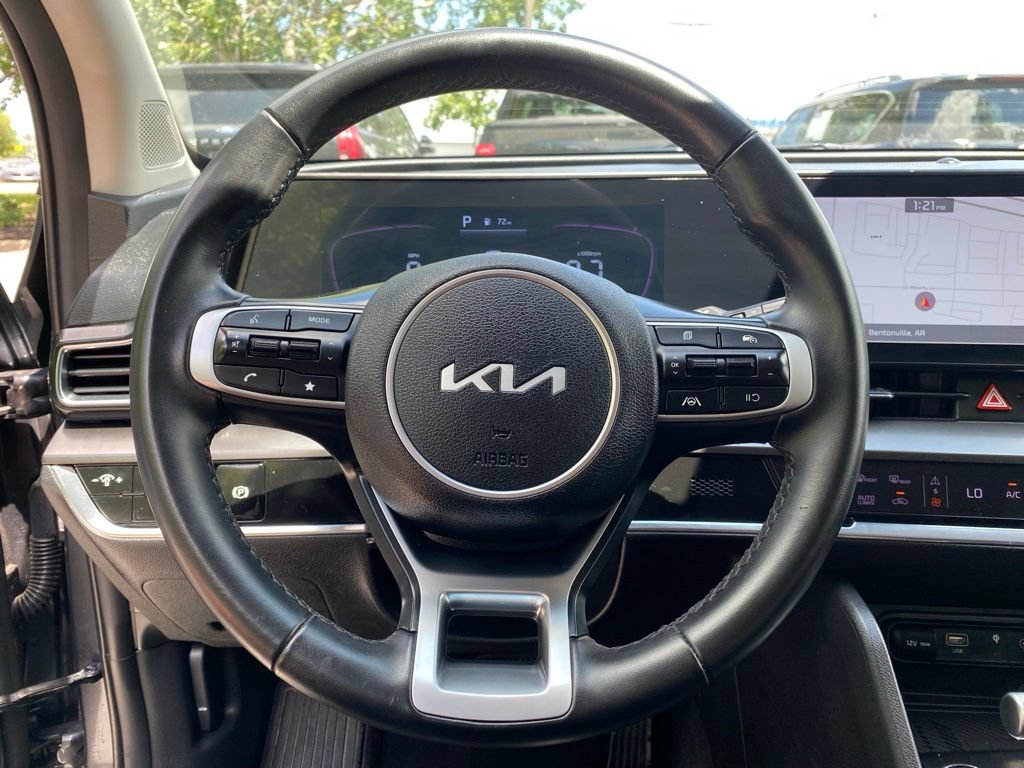 Used 2024 Kia Sportage EX AWD/4WD image 11
