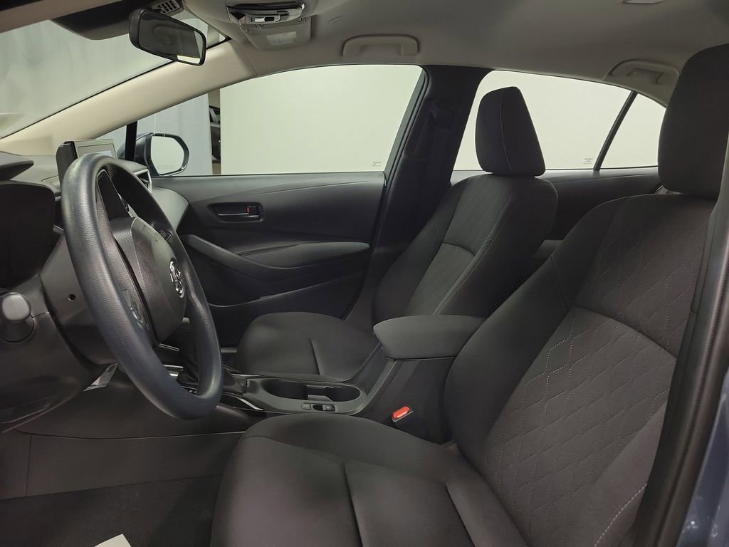 Used 2025 Toyota Corolla LE image 12
