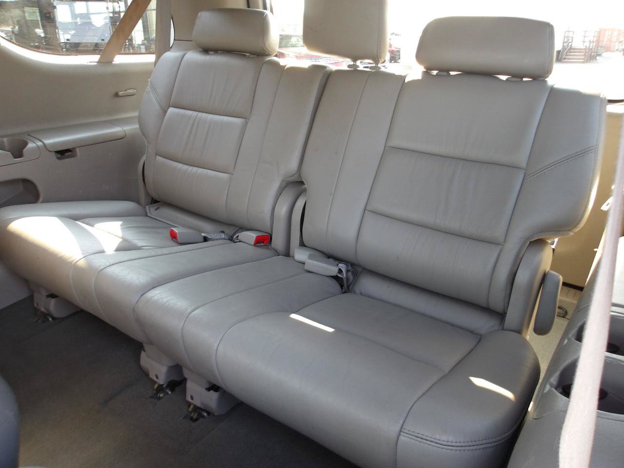 Used 2006 Toyota Sequoia Limited AWD/4WD image 12