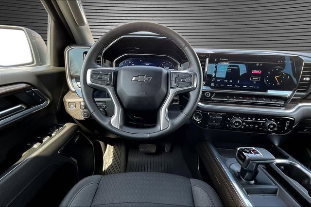 Used 2025 Chevrolet Silverado 1500 RST image 9