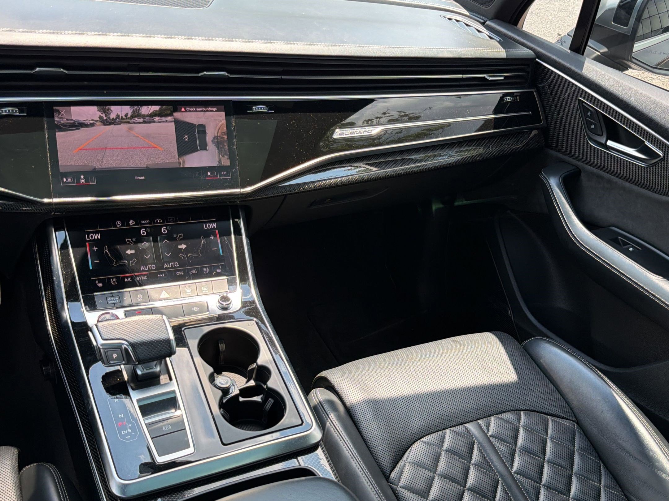 Used 2022 Audi SQ7 Premium Plus AWD/4WD image 27