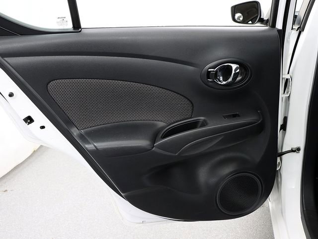 Used 2016 Nissan Versa SV image 23