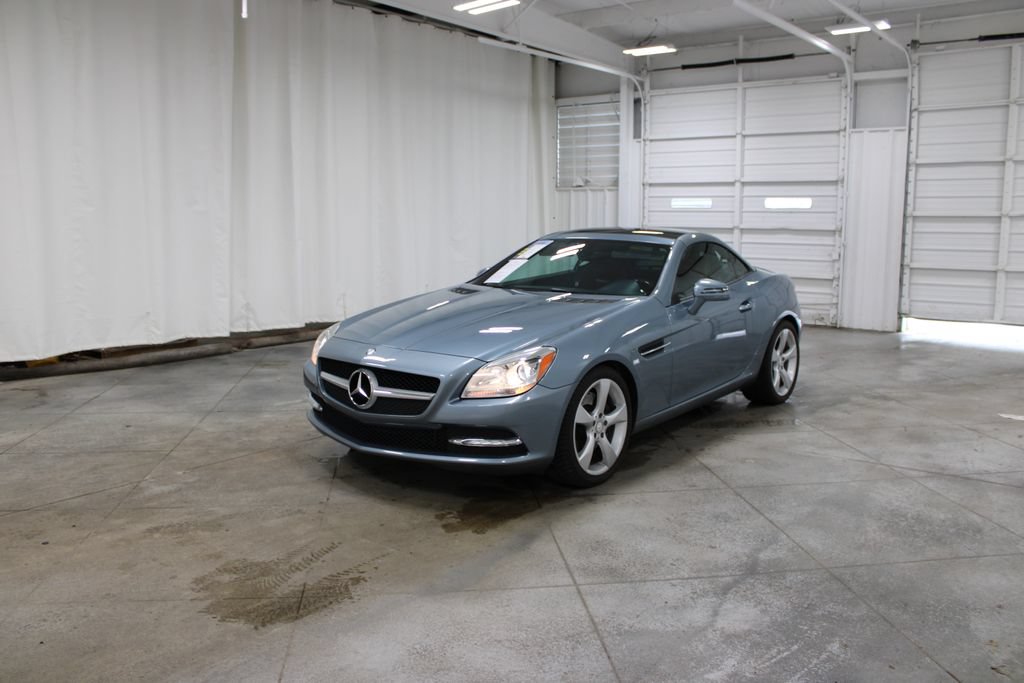Used 2012 Mercedes-Benz SLK 350 image 4