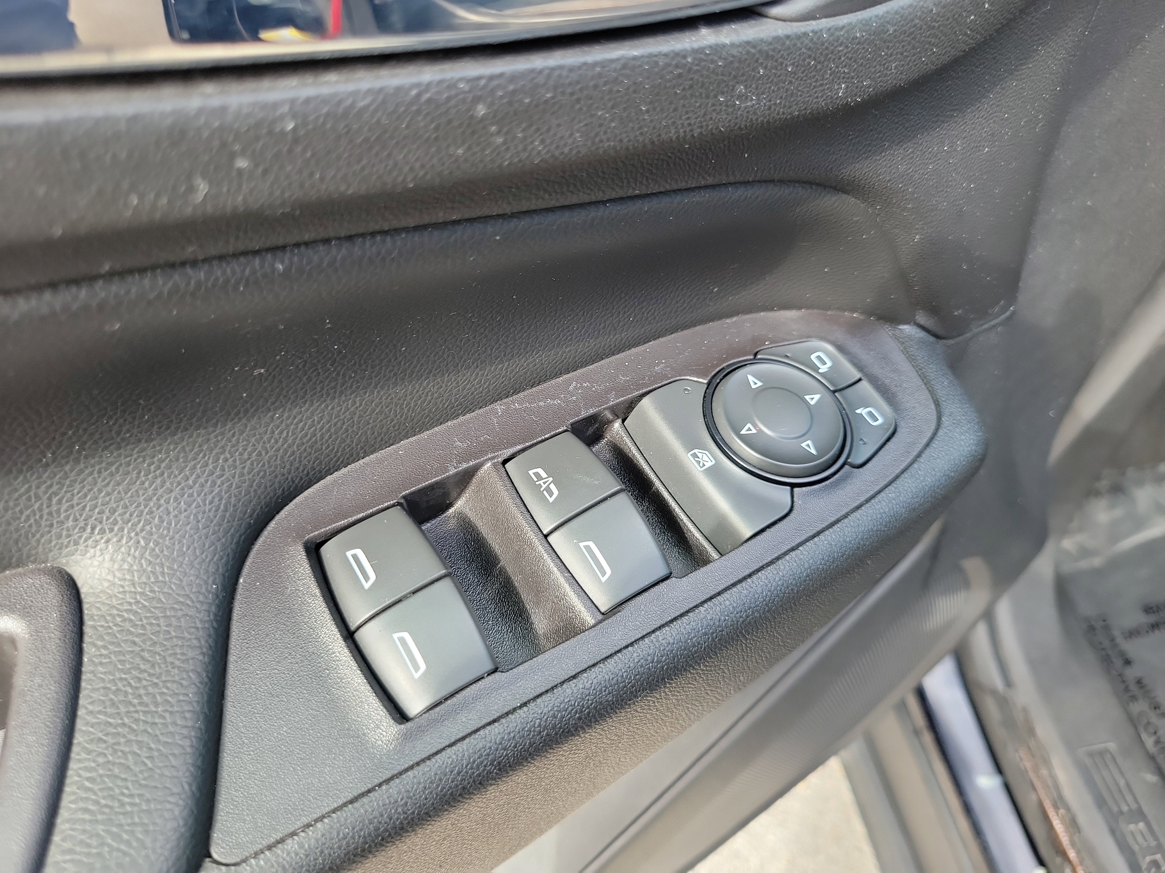 Used 2020 Chevrolet Equinox LT image 24