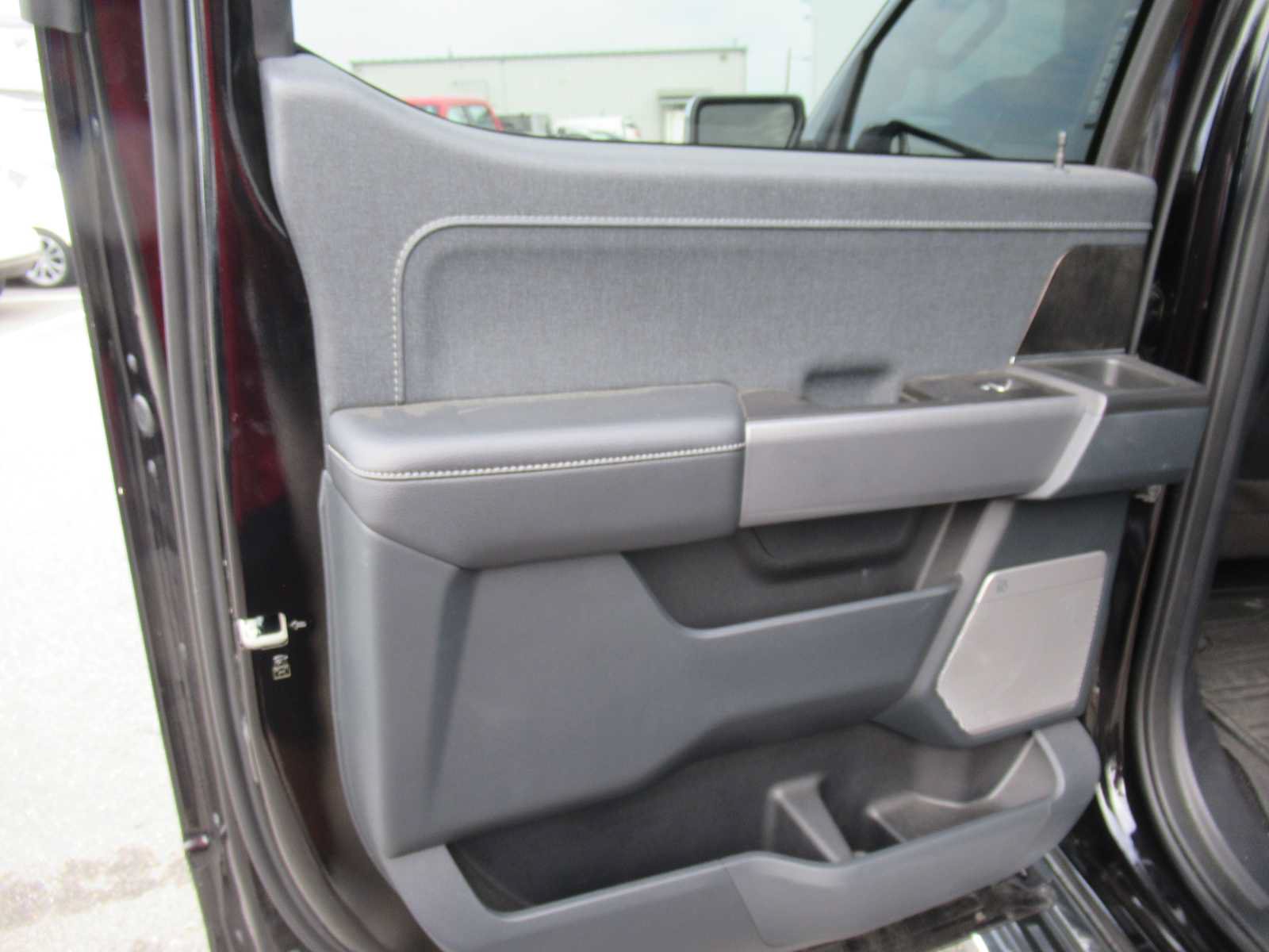 Used 2023 Ford F150 Lariat w/ Trailer Tow Package AWD/4WD image 21