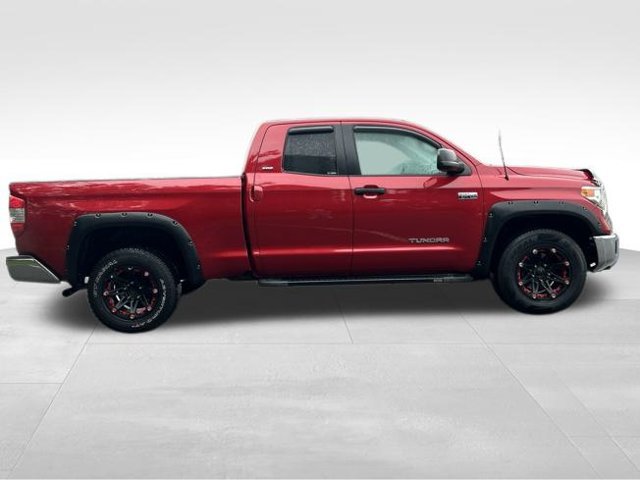 Used 2016 Toyota Tundra SR5 AWD/4WD image 14