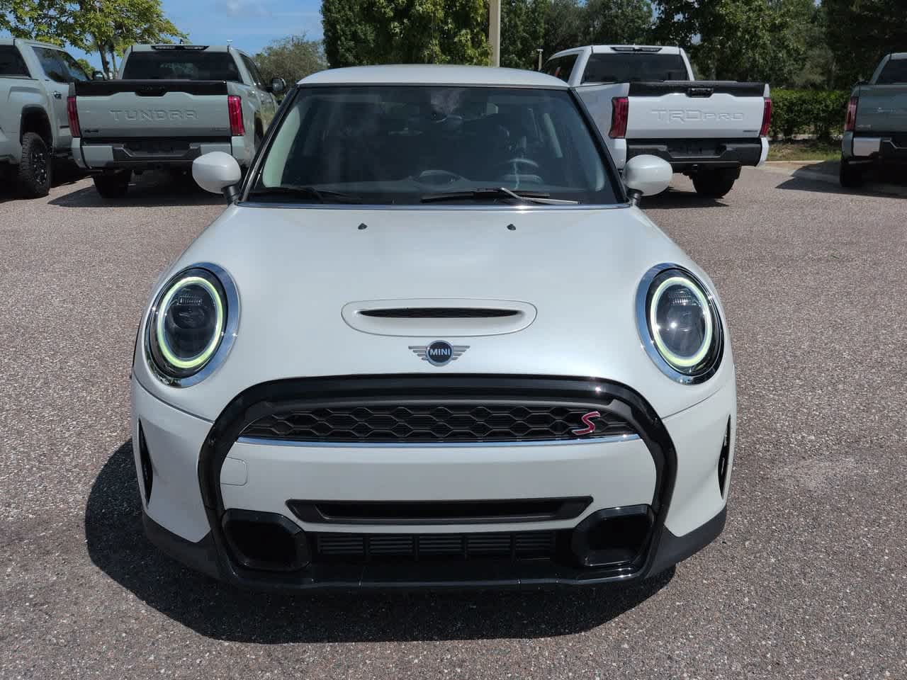 Used 2024 MINI Cooper S FWD image 9
