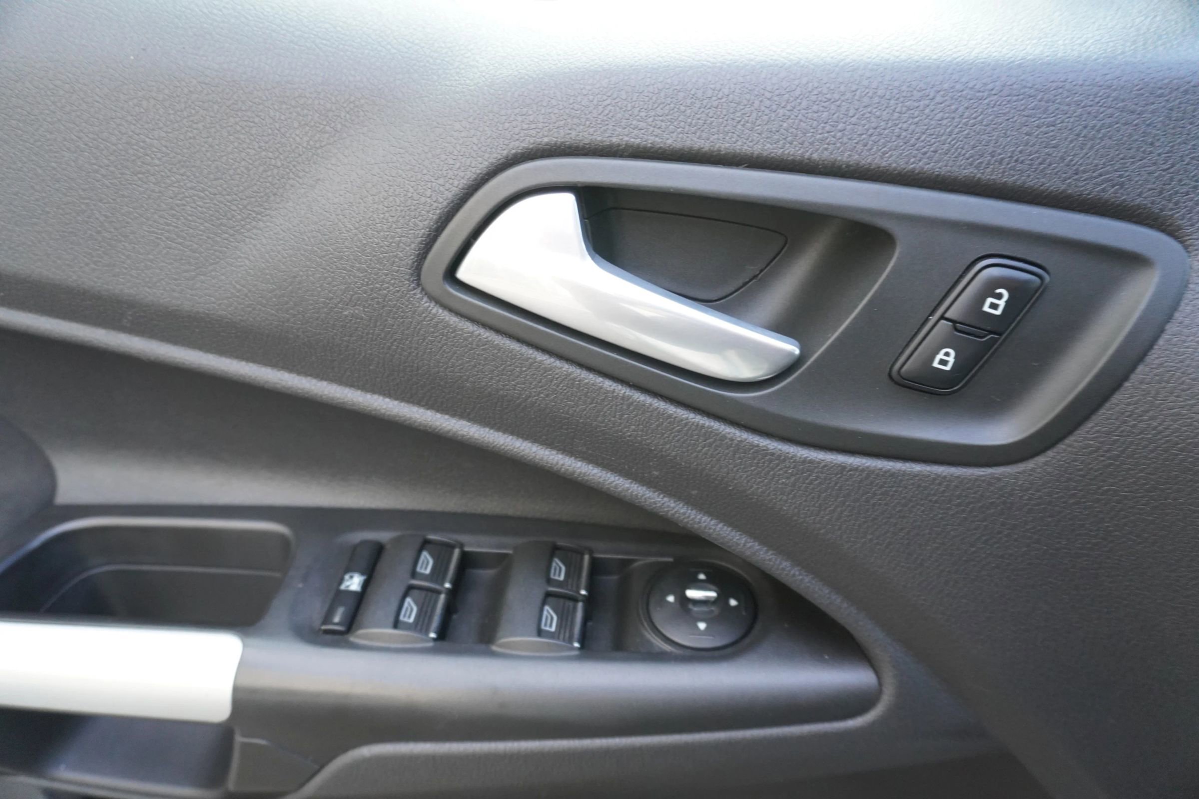 Used 2014 Ford Transit Connect XLT image 22