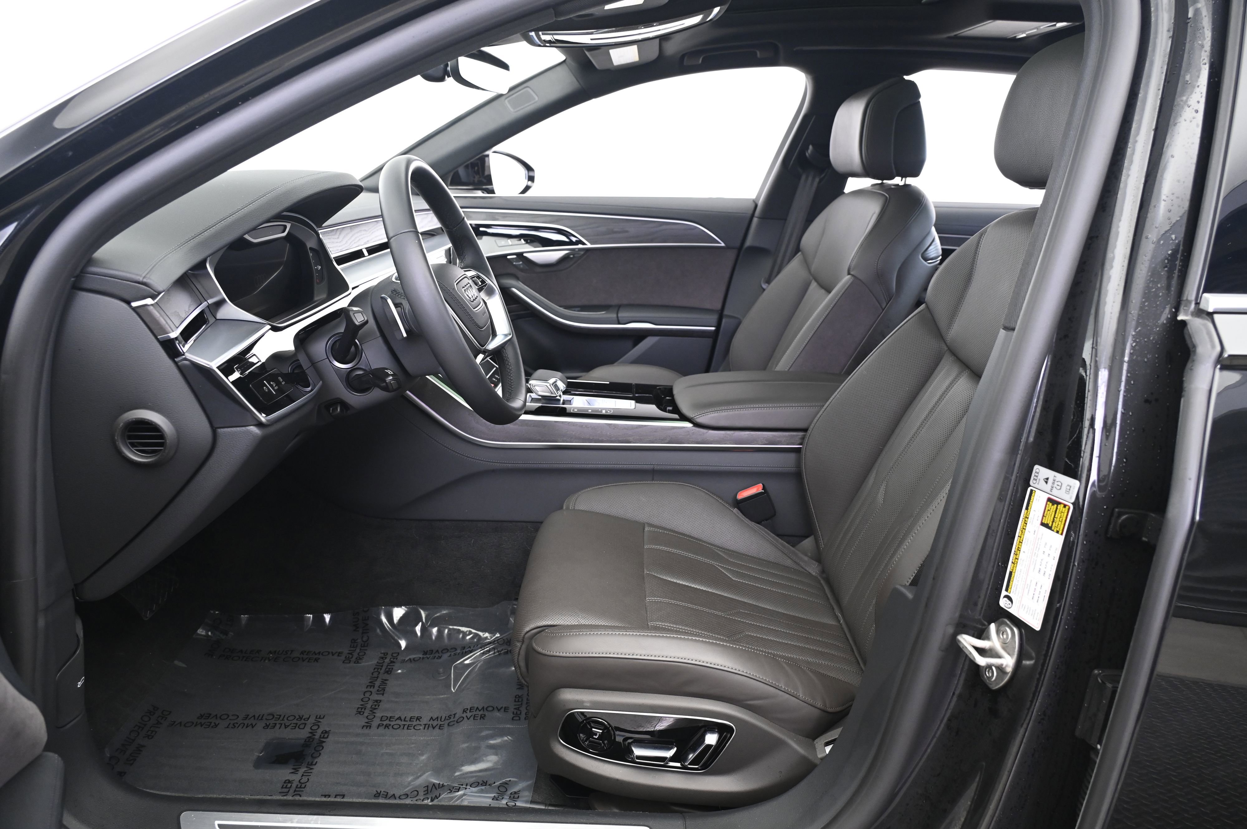 Used 2023 Audi A8 L 3.0T image 29