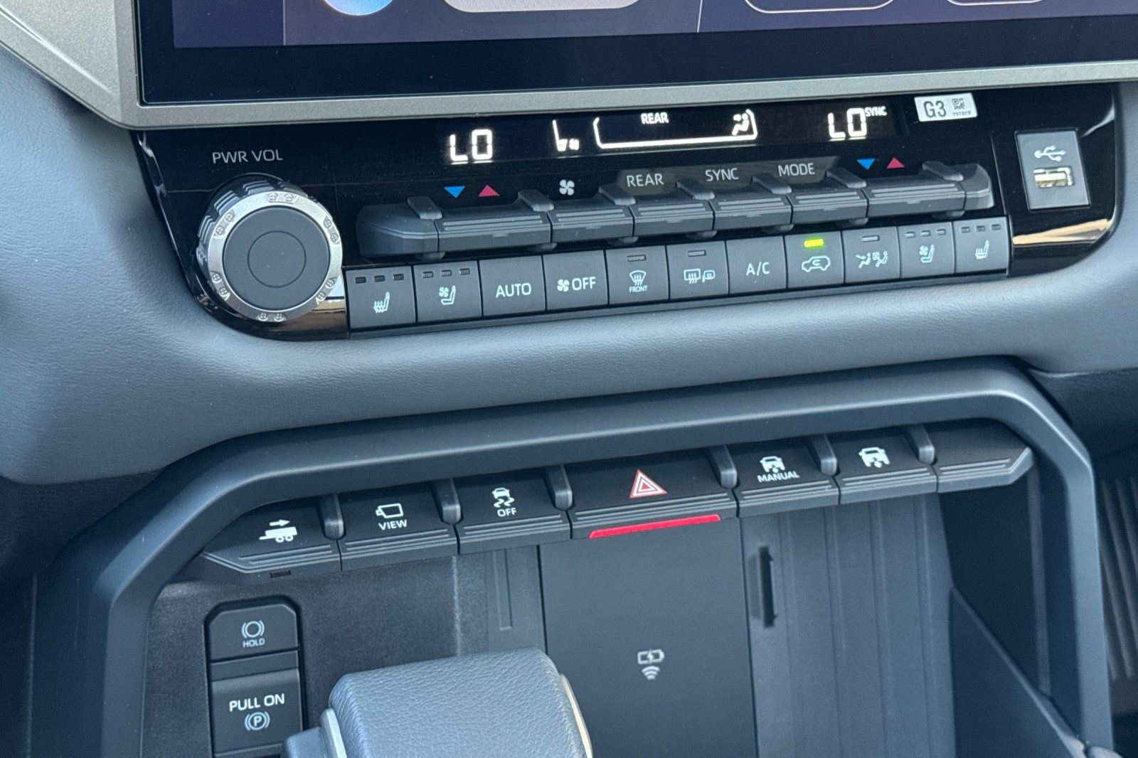 Used 2026 Toyota Sequoia Capstone AWD/4WD image 22