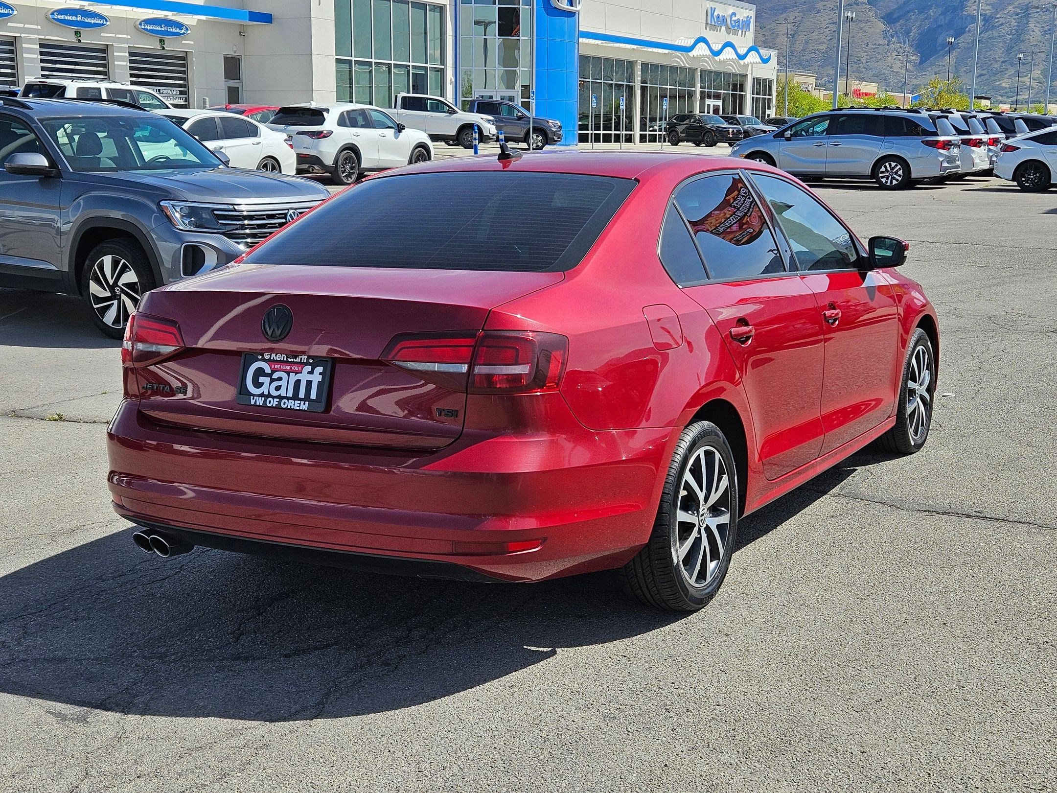 Used 2018 Volkswagen Jetta SE image 3