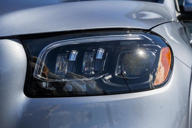 New 2026 Mercedes-Benz GLS 450 4MATIC image 13