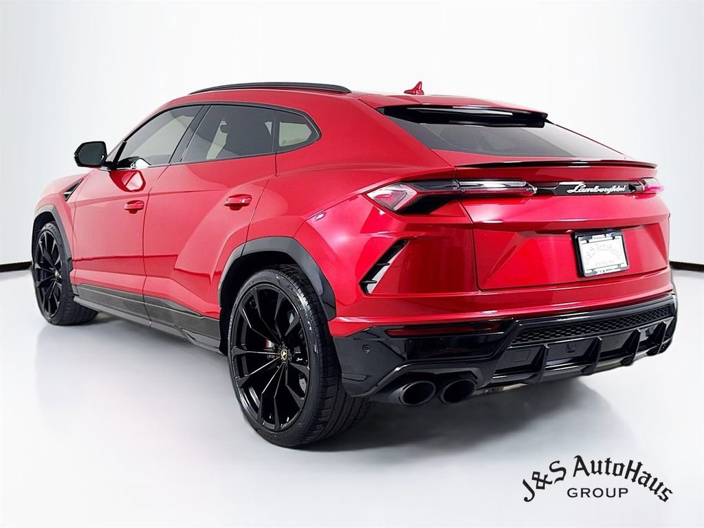 Used 2022 Lamborghini Urus image 5