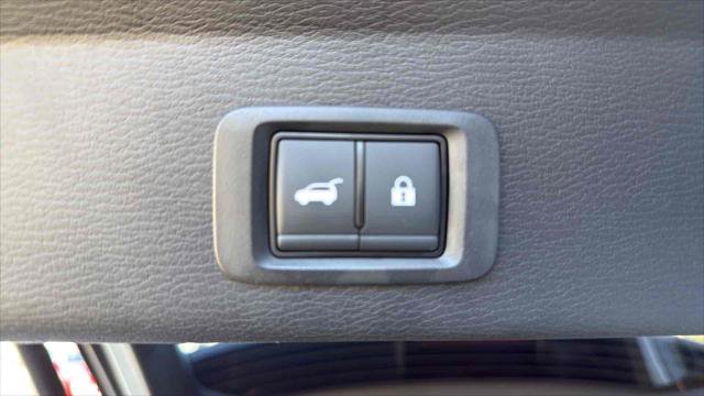 New 2025 Mitsubishi Outlander SEL image 30