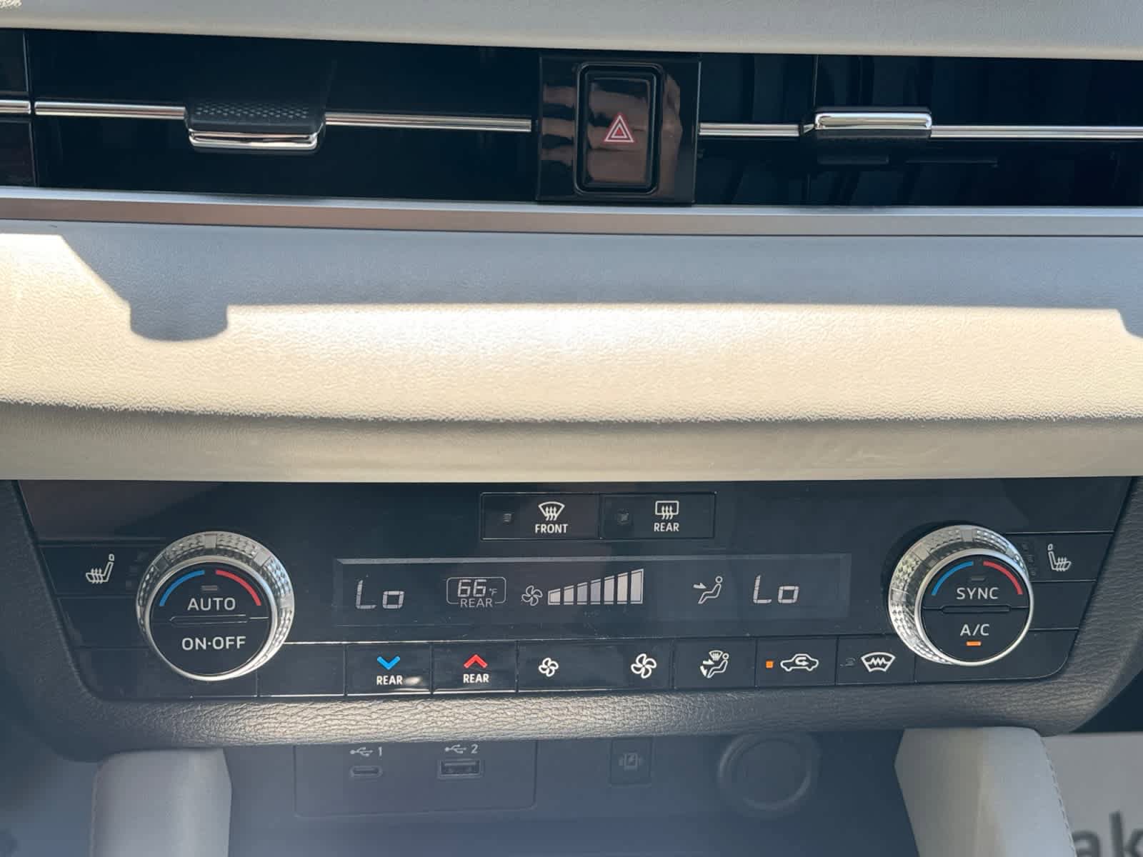 Used 2022 Mitsubishi Outlander SEL AWD/4WD image 18