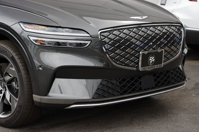 New 2025 Genesis Electrified GV70 w/ Prestige Package AWD/4WD image 3