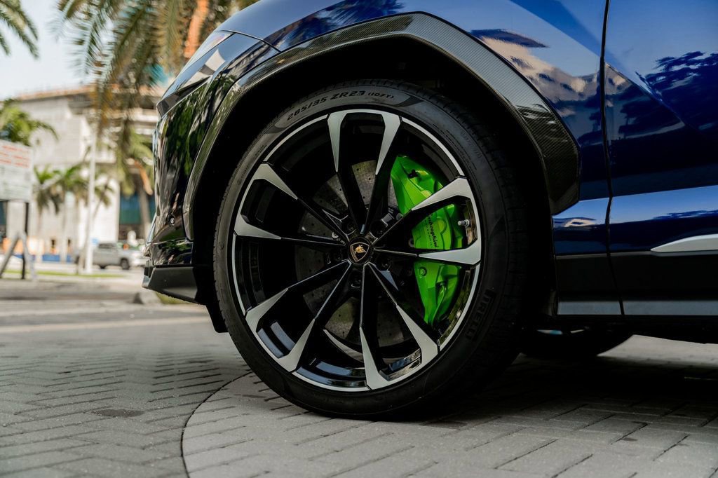 Used 2020 Lamborghini Urus image 22