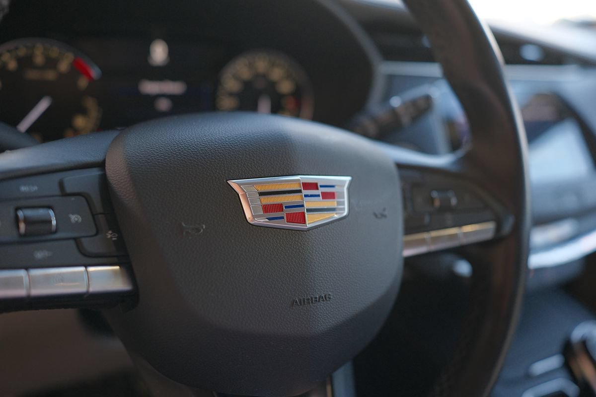 Used 2021 Cadillac XT4 Luxury FWD image 48