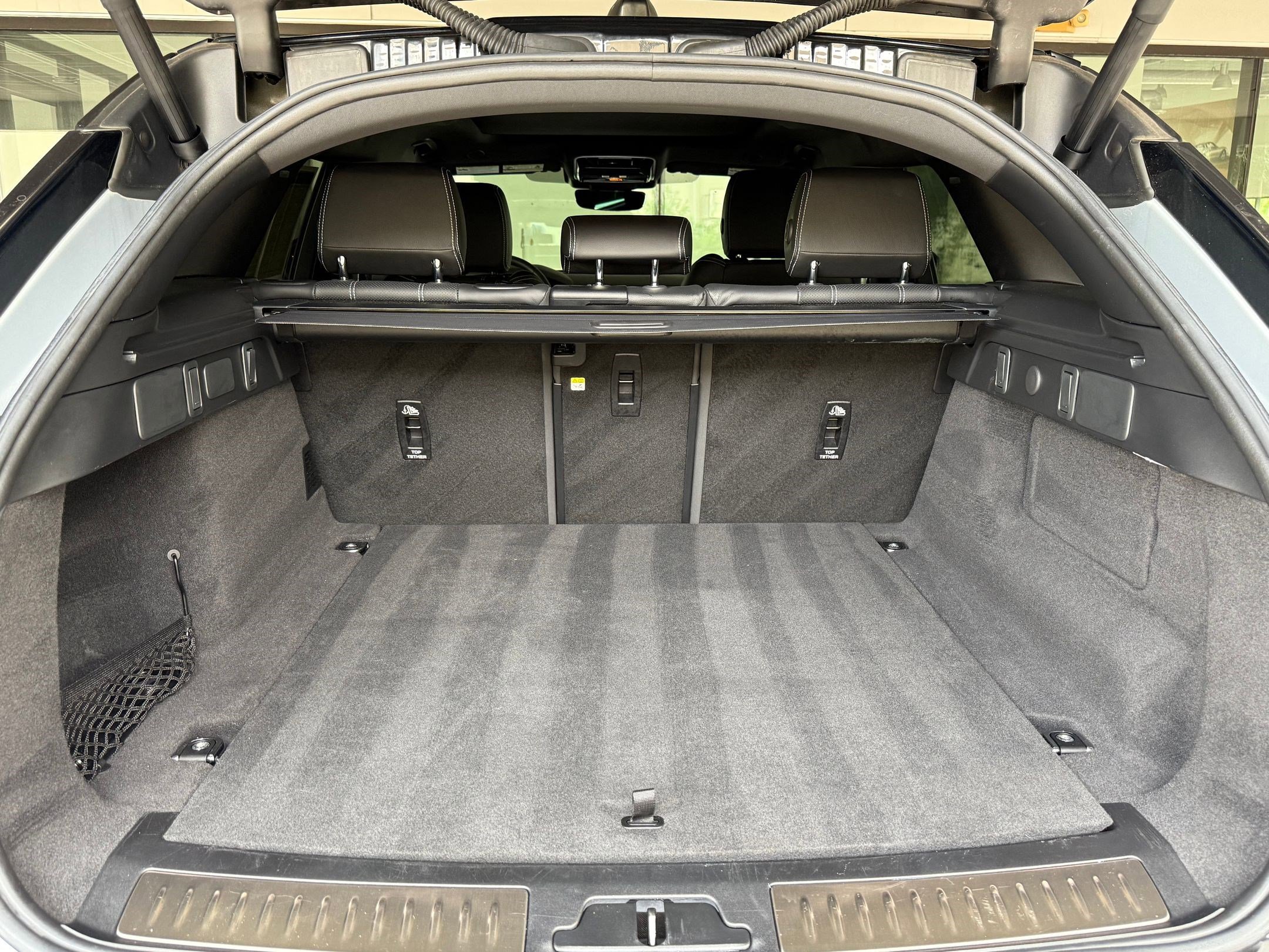 Certified 2023 Land Rover Range Rover Velar R-Dynamic S image 20