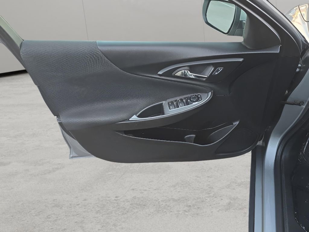 Used 2024 Chevrolet Malibu LS image 11