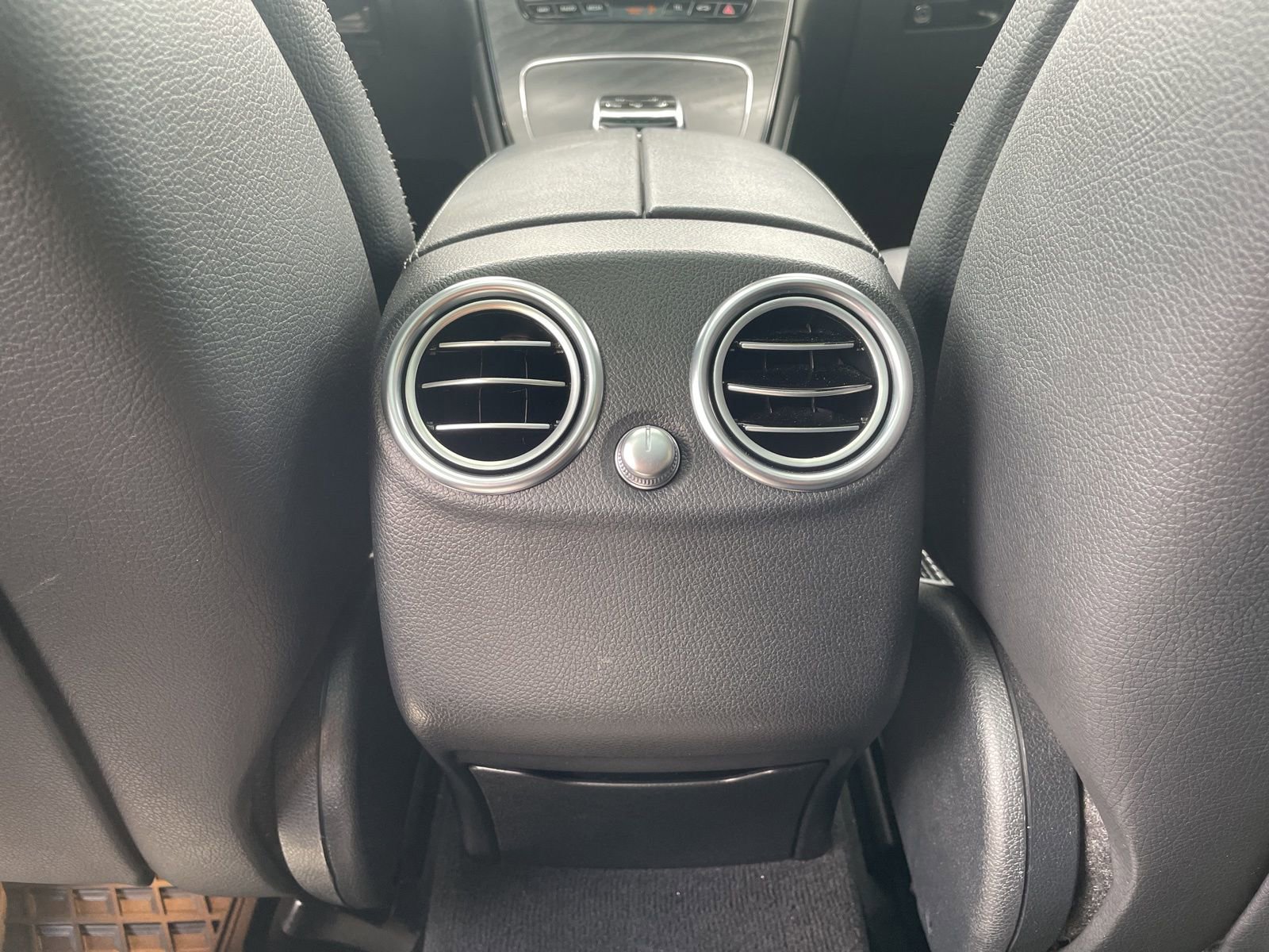 Used 2019 Mercedes-Benz GLC 300 4MATIC image 24