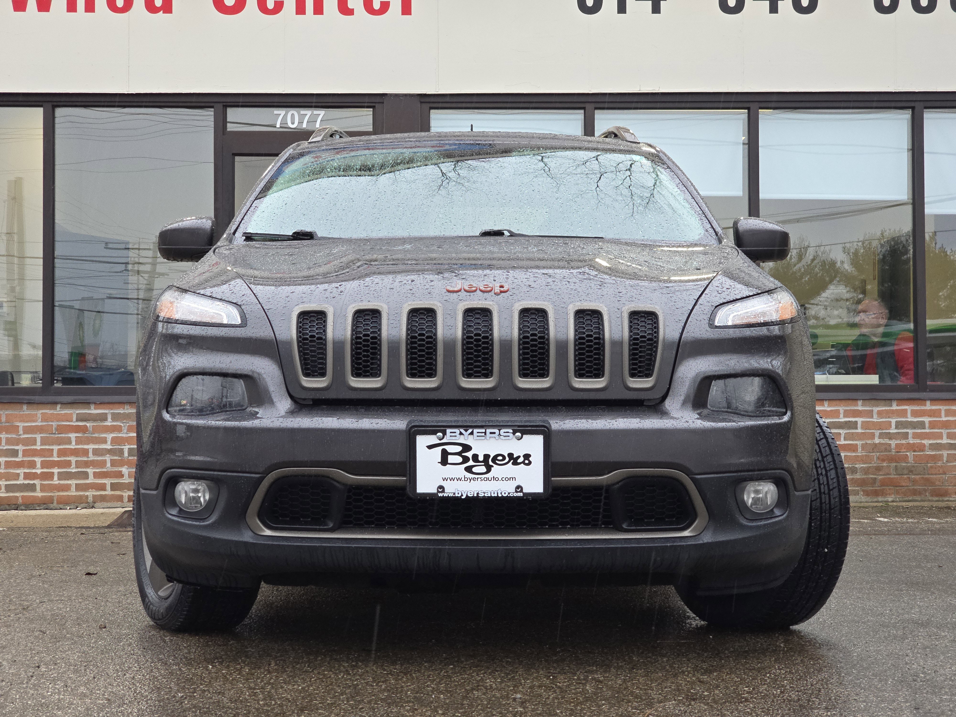 Used 2016 Jeep Cherokee 75th Anniversary image 2