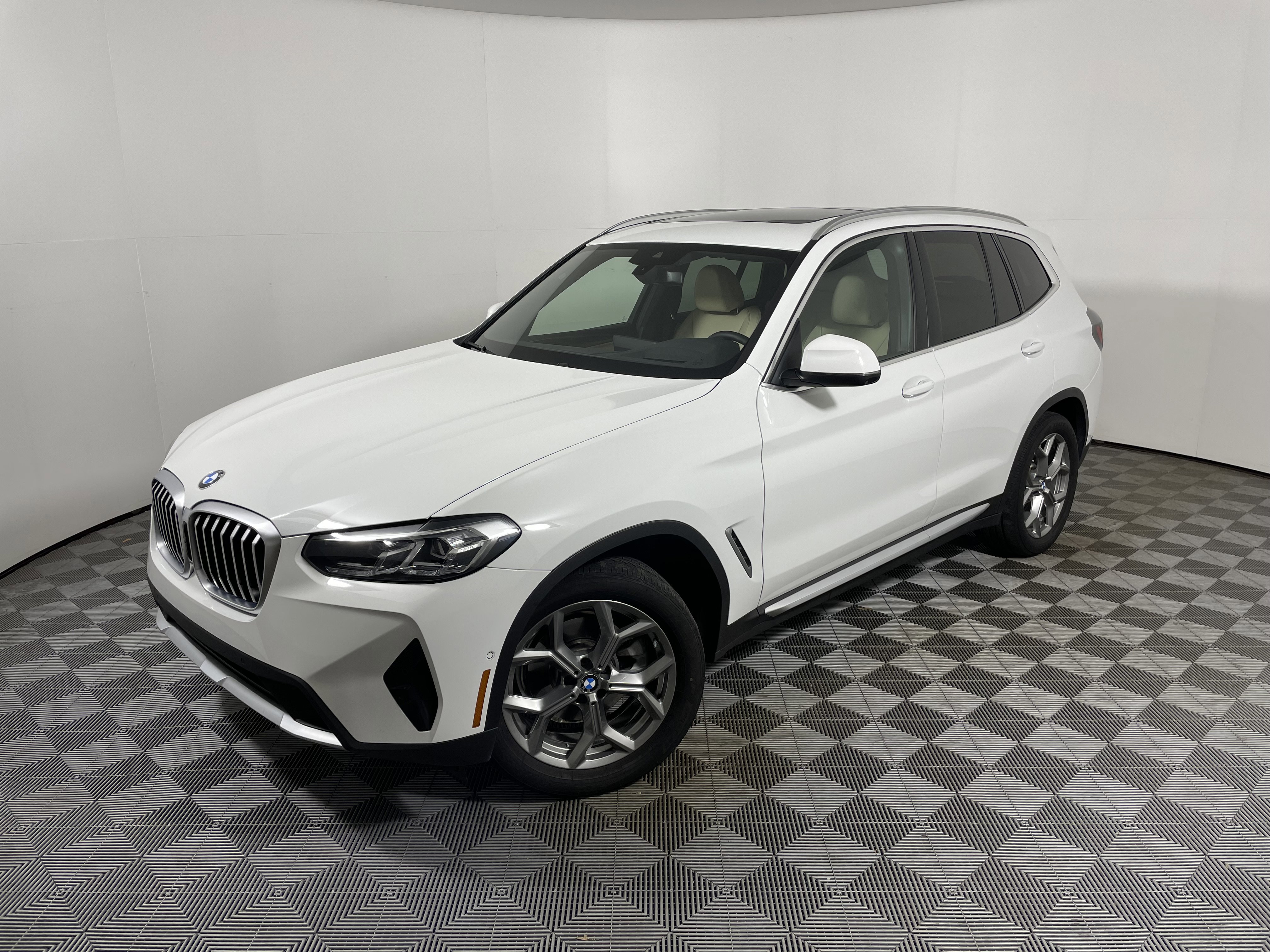 Used 2024 BMW X3 sDrive30i w/ Convenience Package