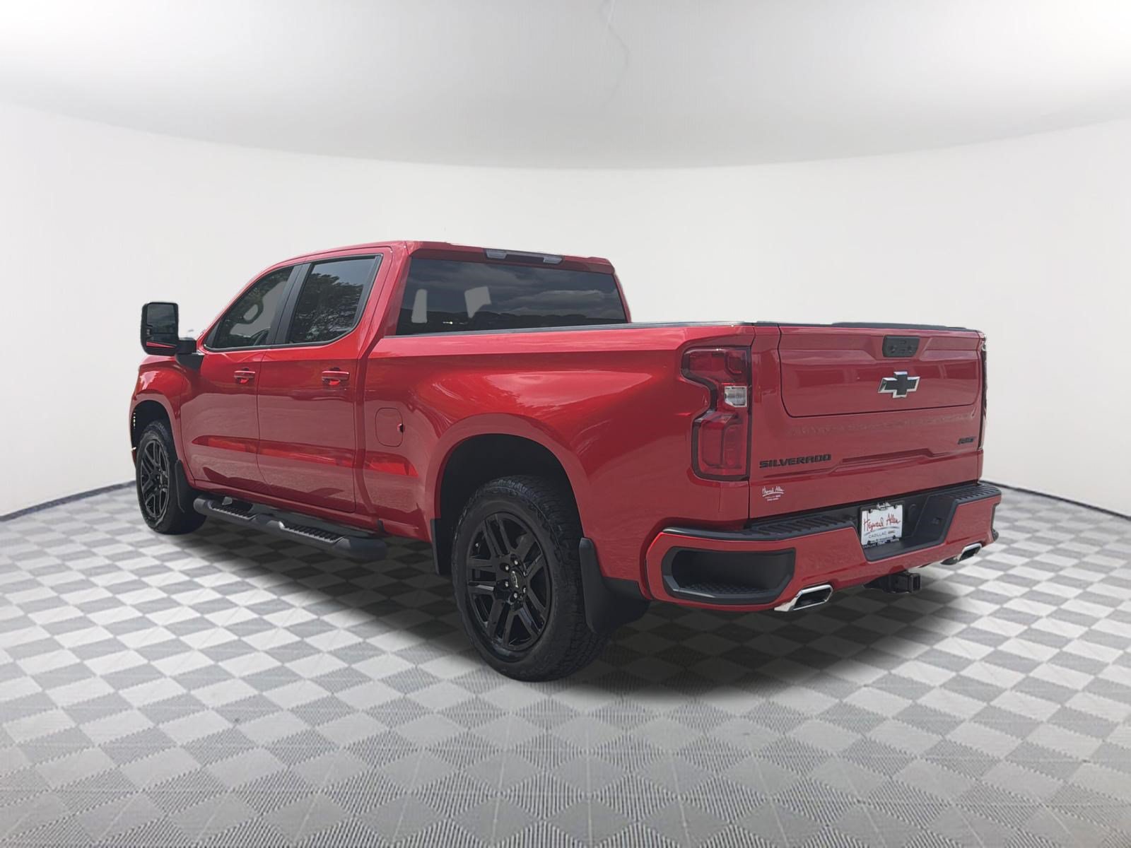 Certified 2023 Chevrolet Silverado 1500 RST w/ Z71 Off-Road Package AWD/4WD image 3