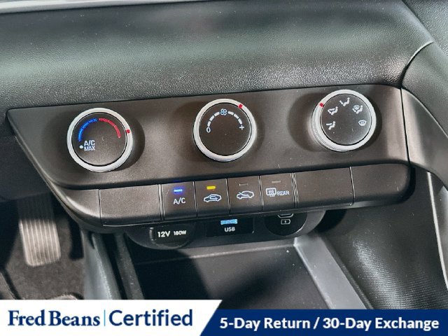 Certified 2024 Hyundai Elantra SE FWD image 25