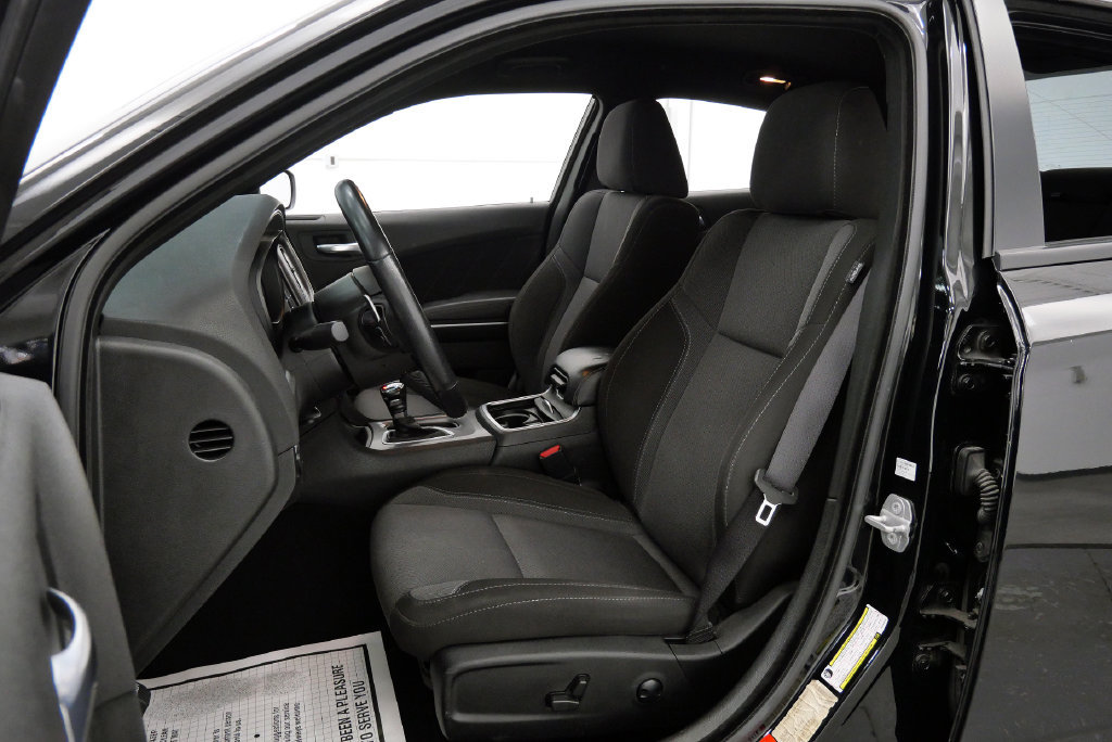 Used 2022 Dodge Charger SXT AWD/4WD image 11