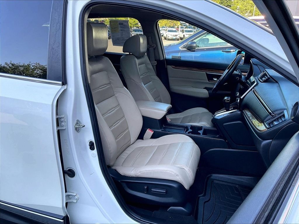 Used 2018 Honda CR-V Touring image 11