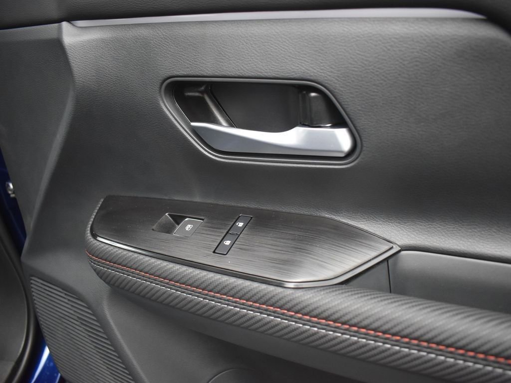 New 2026 Nissan Kicks SR w/ Cold Weather Package image 25