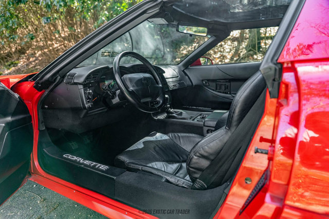 Used 1994 Chevrolet Corvette ZR1 RWD image 22