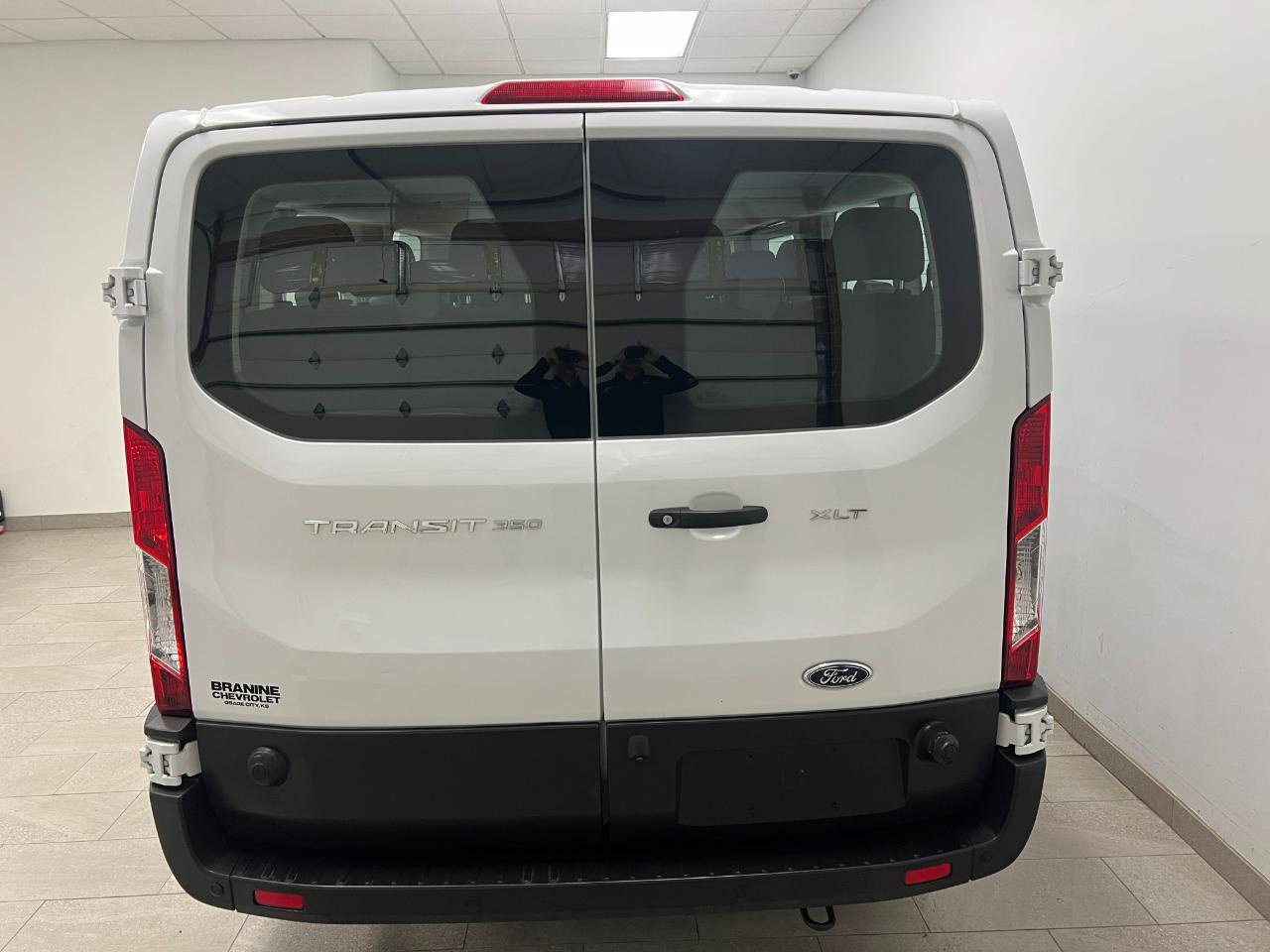 Used 2024 Ford Transit 350 XLT RWD image 19