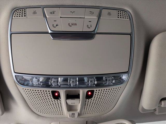 Used 2016 Mercedes-Benz S 550 4MATIC Sedan image 23