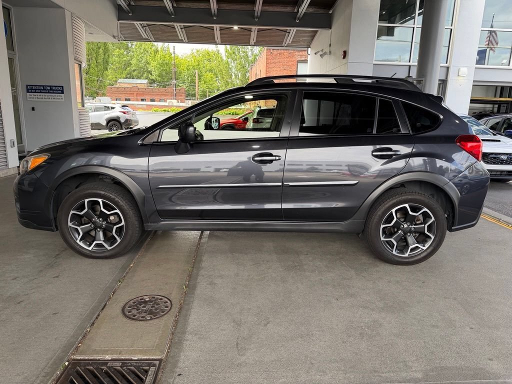 Used 2014 Subaru Crosstrek 2.0i Premium w/ Moonroof Package AWD/4WD image 4