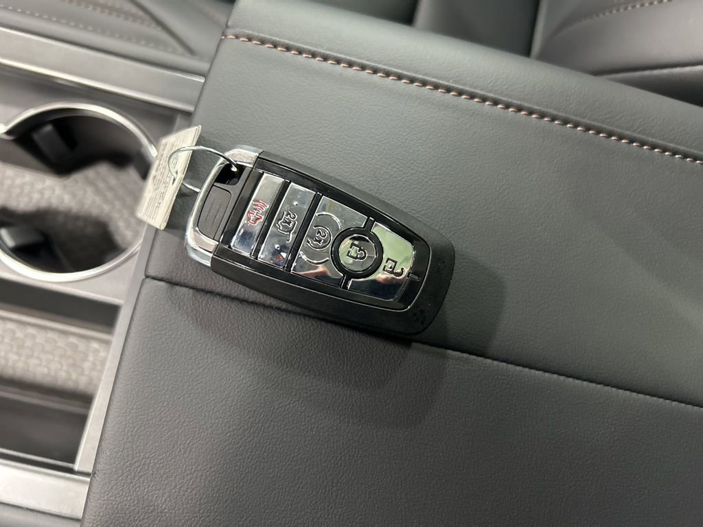 New 2026 Lincoln Nautilus Premier w/ Equipment Group 102A image 24