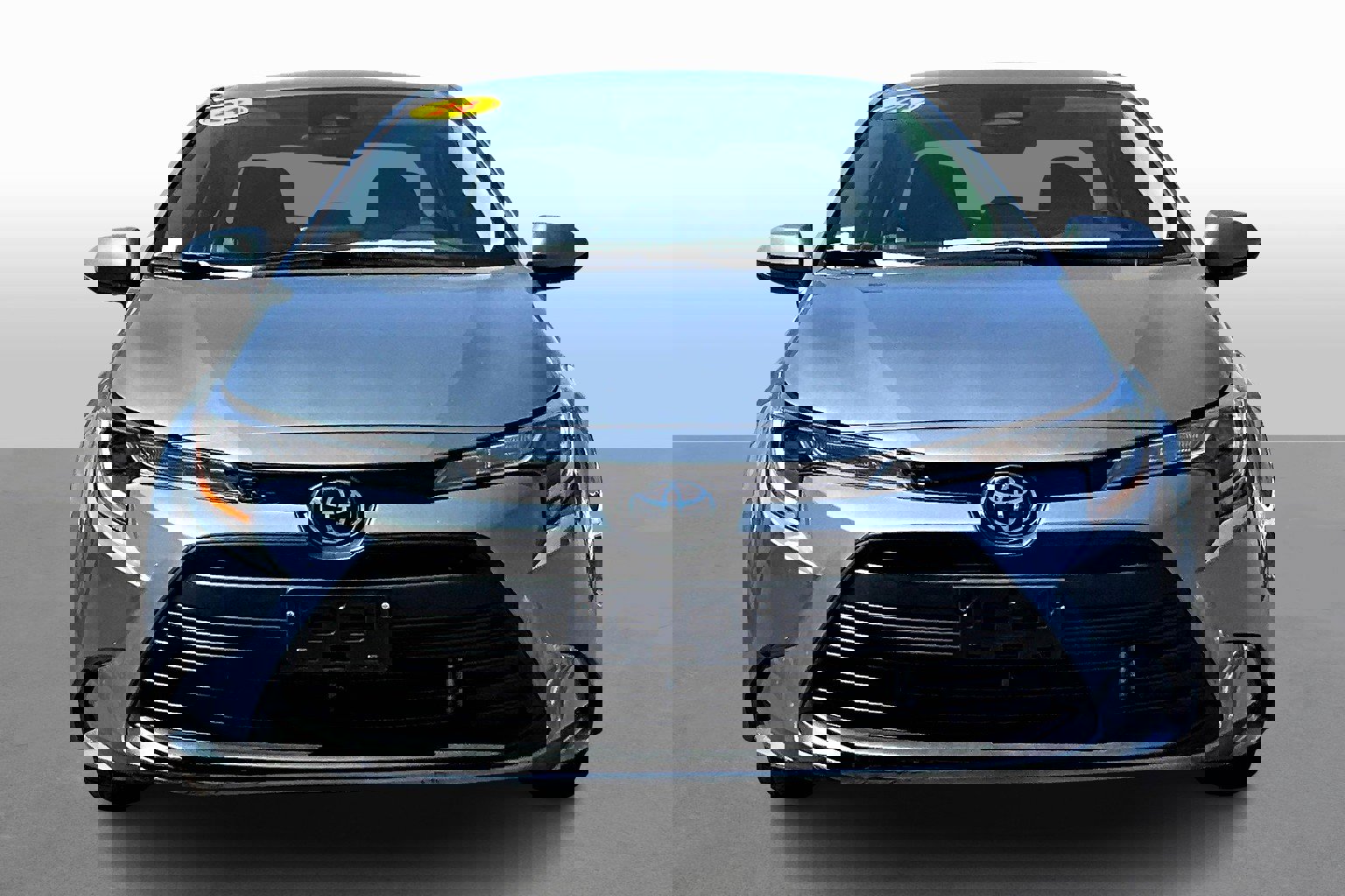 Used 2024 Toyota Corolla LE image 3