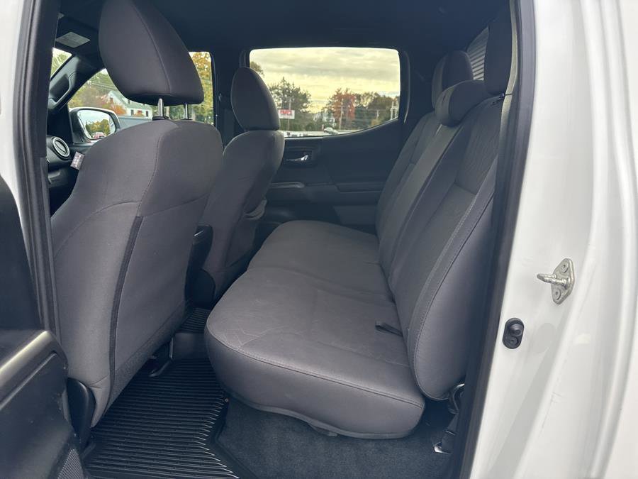 Used 2018 Toyota Tacoma TRD Off-Road image 5