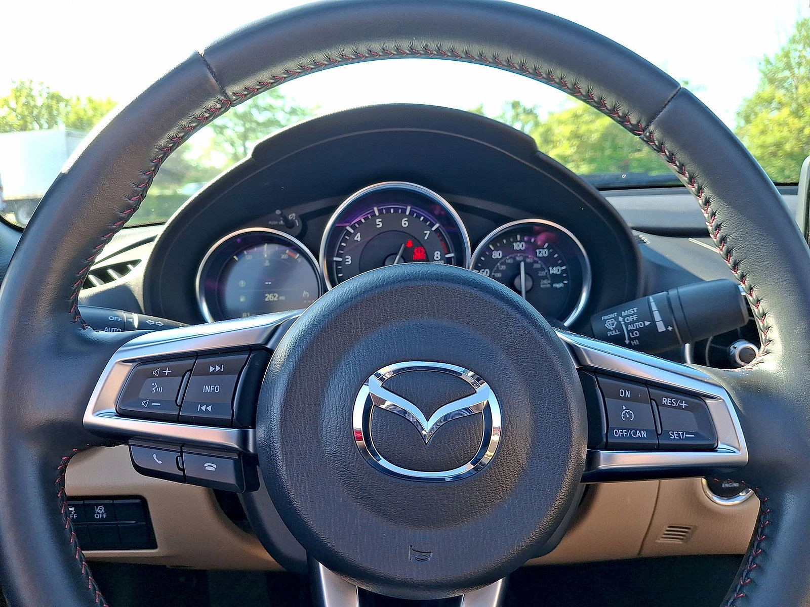 Used 2019 MAZDA MX-5 Miata Grand Touring w/ GT-S Package RWD image 16