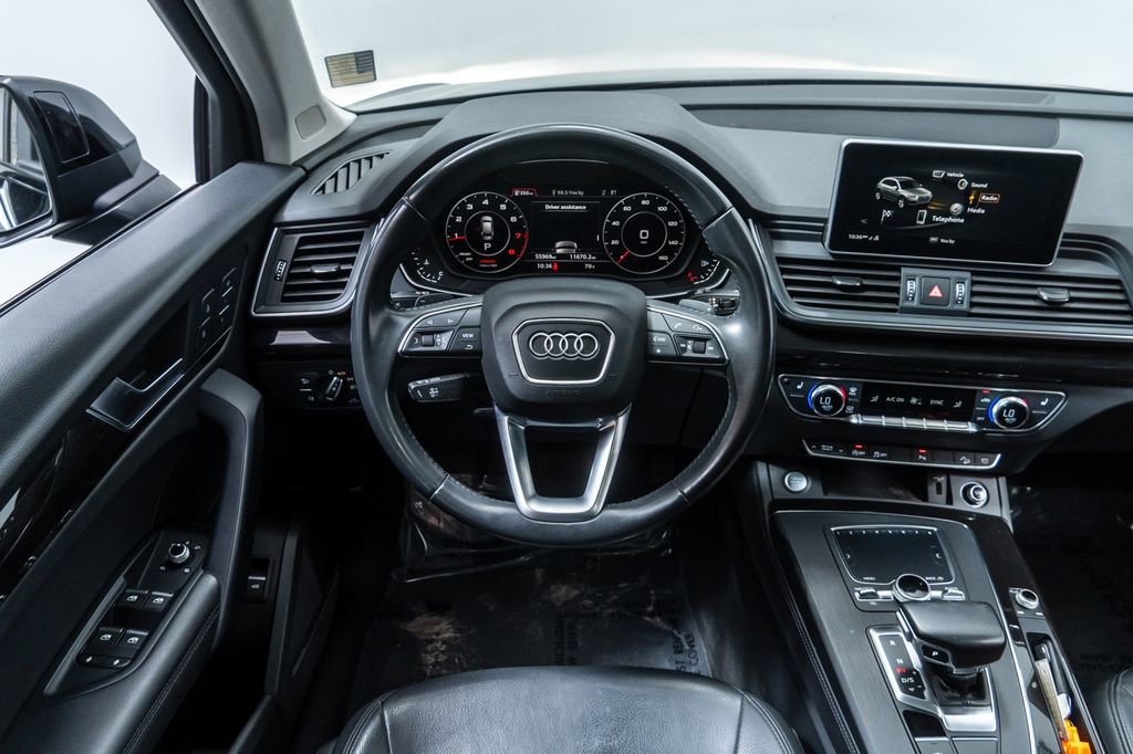 Used 2020 Audi Q5 Premium Plus w/ Premium Plus Package AWD/4WD image 14