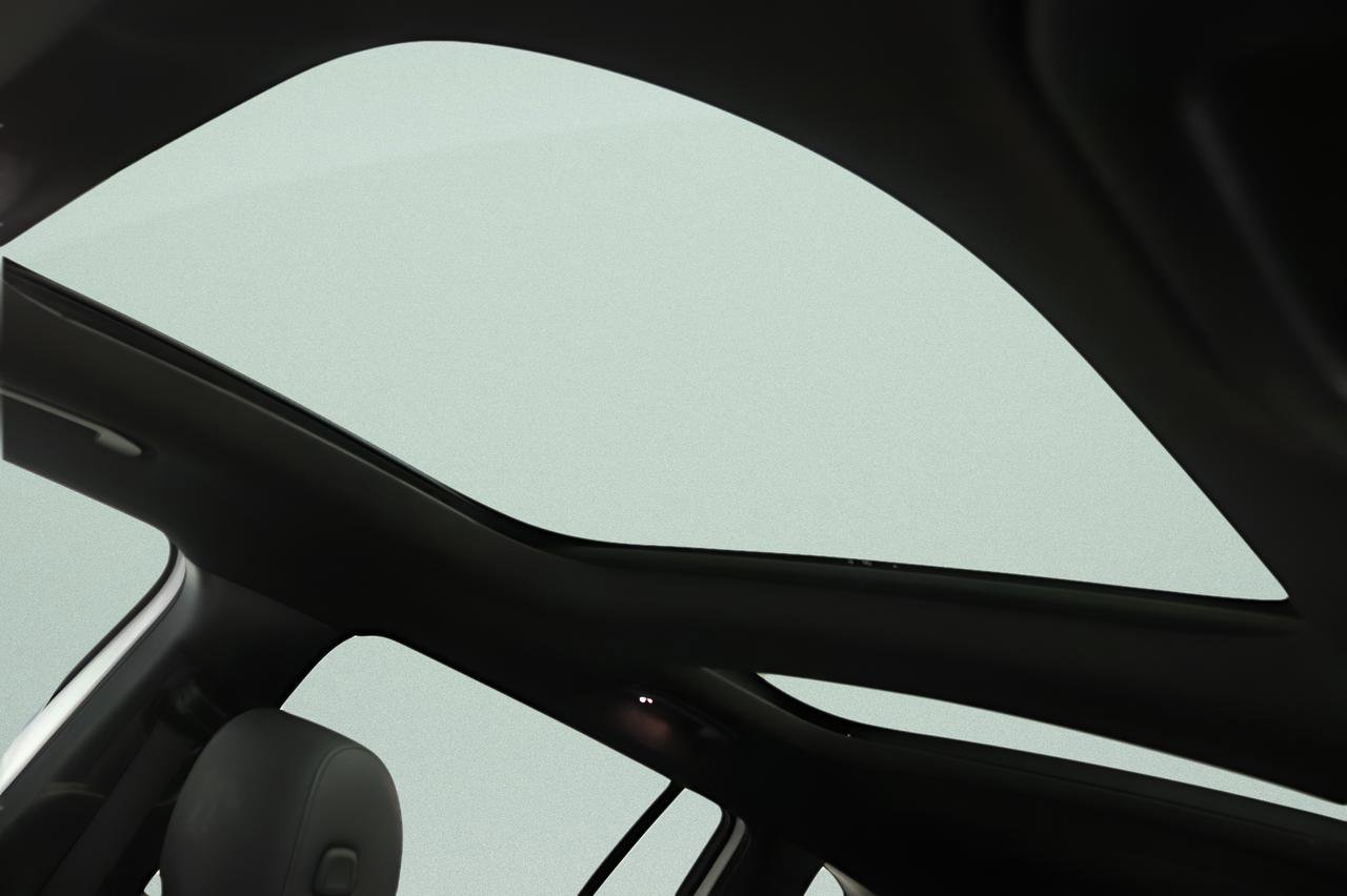 Certified 2026 Mercedes-Benz GLB 250 image 23