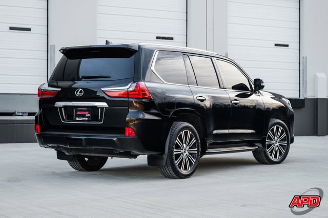 Used 2021 Lexus LX 570 4WD w/ Luxury Package image 52