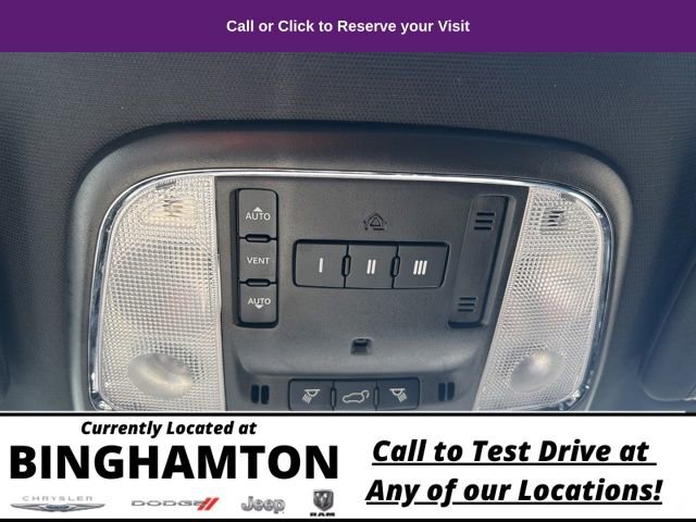 Used 2022 Jeep Grand Cherokee Laredo X image 18