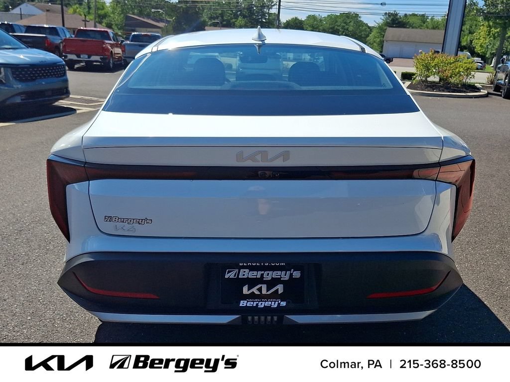 Certified 2025 Kia K4 GT-Line Turbo FWD image 6