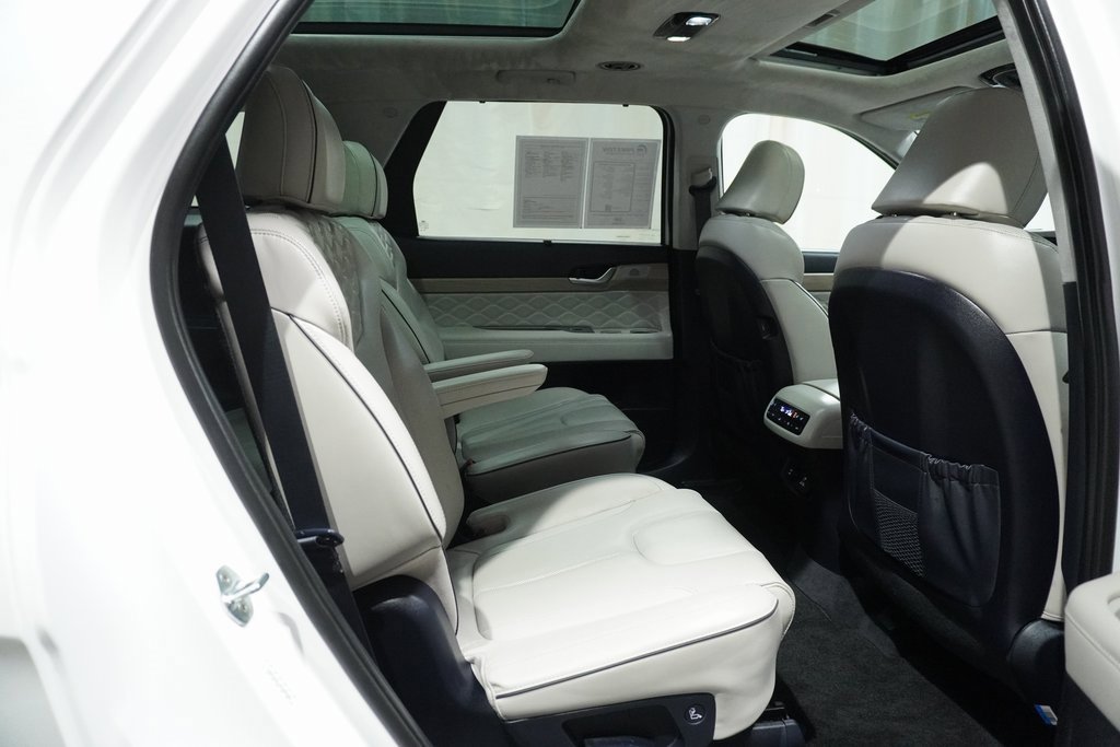 Used 2022 Hyundai Palisade Calligraphy image 21
