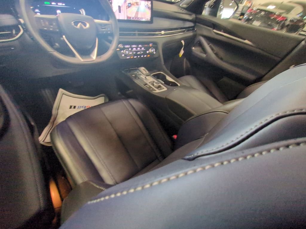 Used 2026 INFINITI QX60 Sport w/ Dark Cargo Package image 22